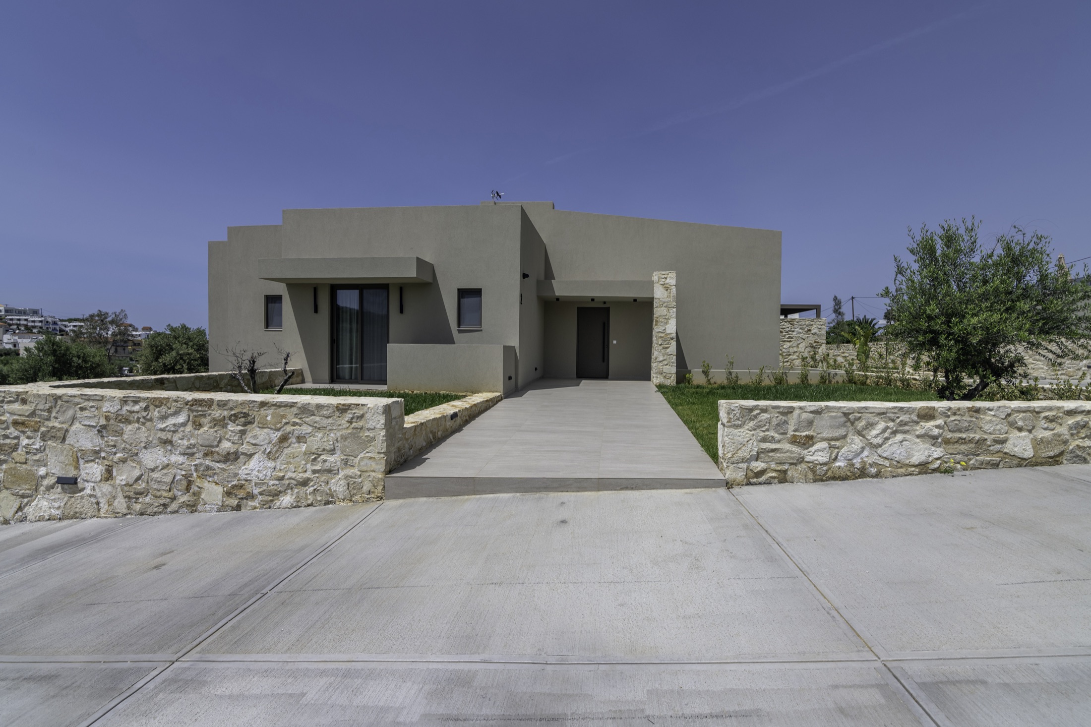 Villa exterior and driveway